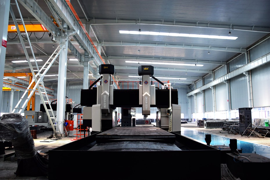 大型數控龍門銑床.jpg 大型數控龍門銑床.jpg